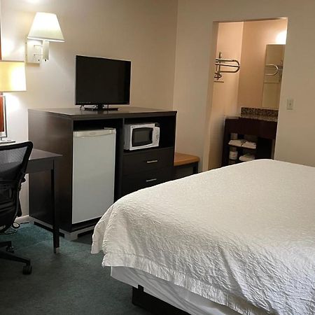 Slumber Inn Harrisonville Exteriör bild