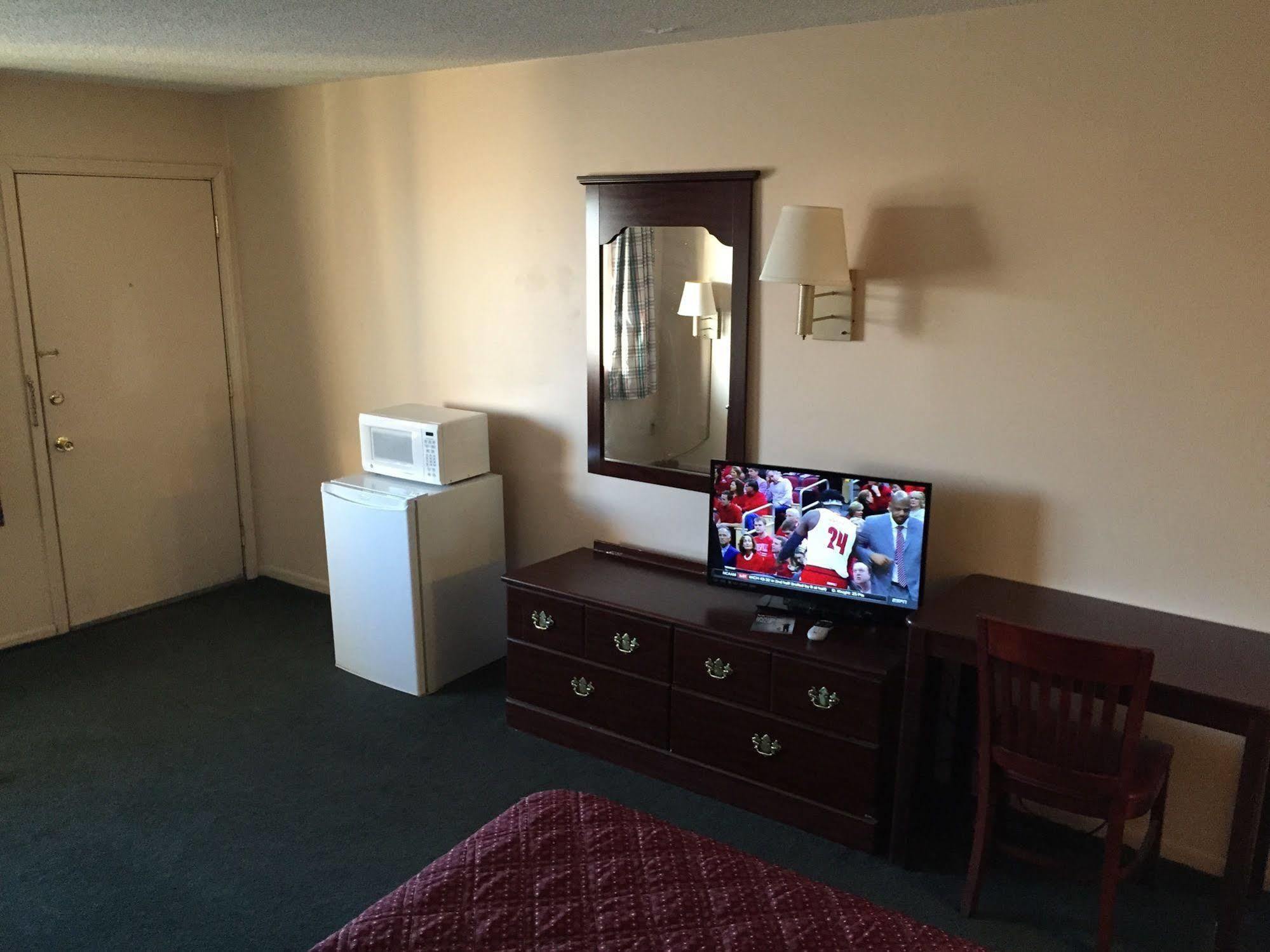 Slumber Inn Harrisonville Exteriör bild